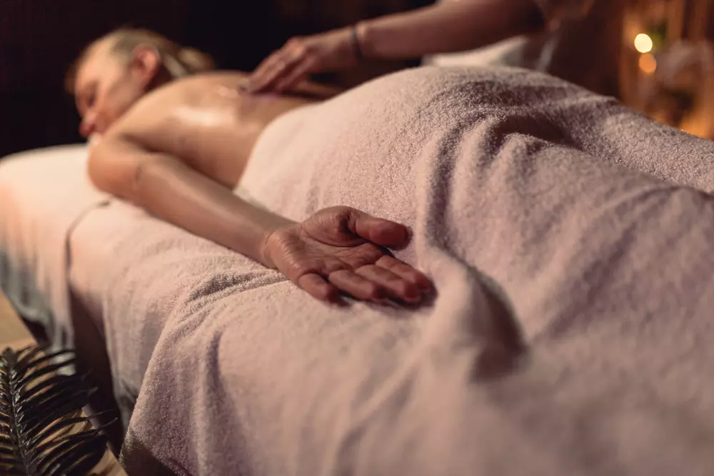 La Importancia del masaje tántrico